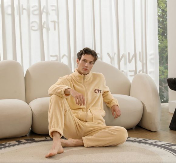 Men's Pajama Velvet Set - Image 4