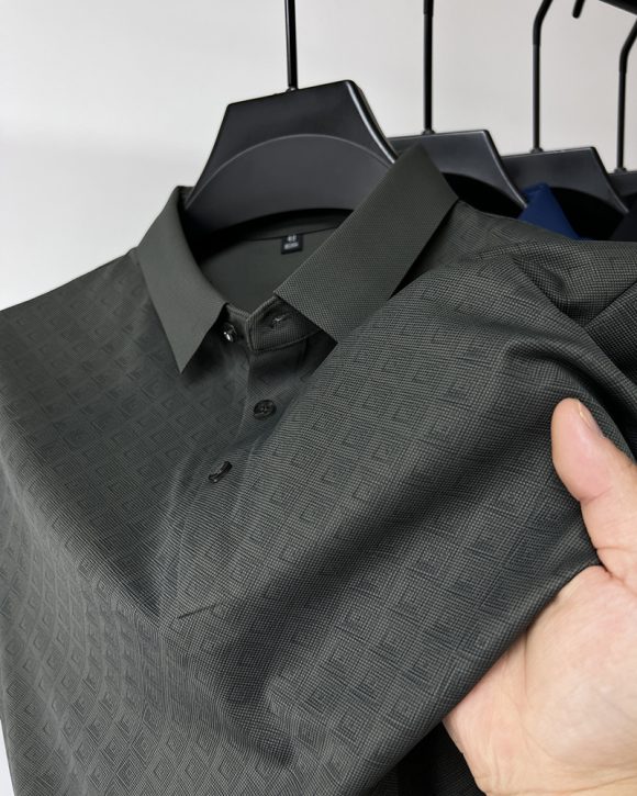 High-end Elegant Ice Silk Short Sleeve T-shirt Men's Lapel Summer Plaid Polo Shirt - Image 2