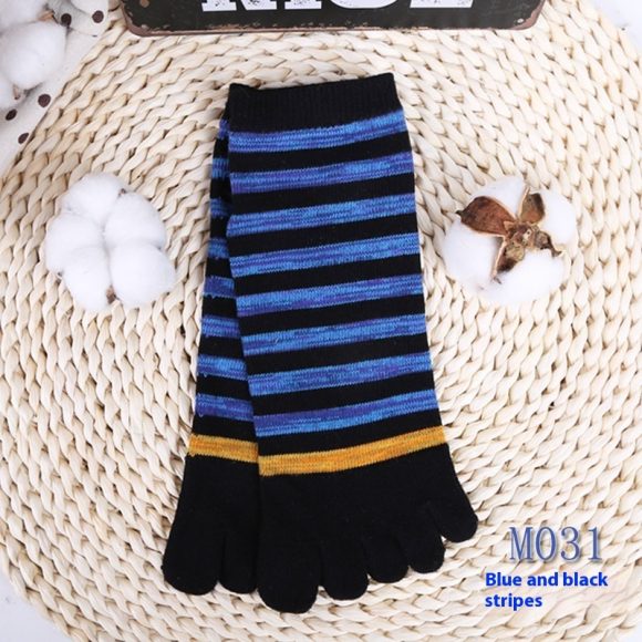 Niche Mixed Color Stripe Short Split Toe Cotton Socks - Image 6