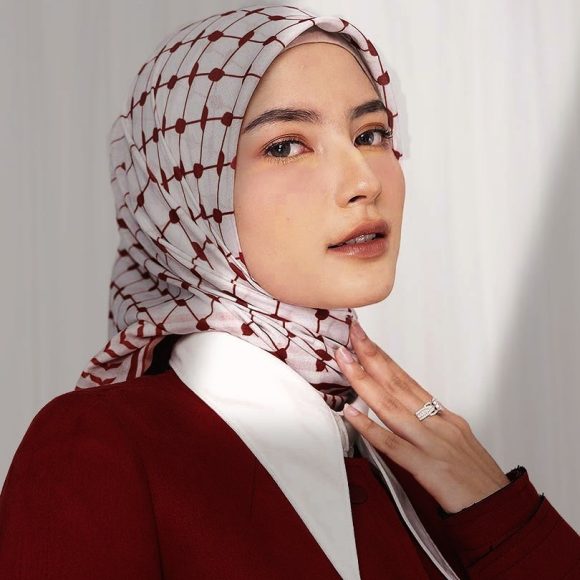 New Chiffon Printed Plaid Square Scarf - Image 8