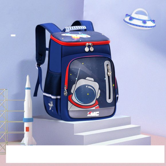 Elementary School Boy  Spine Protection Lightweight Children's Backpack - Image 4