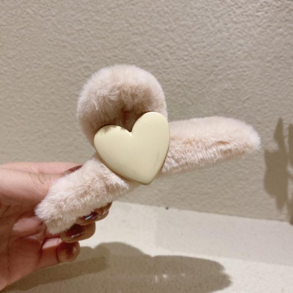 Korea Dongdaemun Love Plush Autumn Winter Grab Clip - Image 5