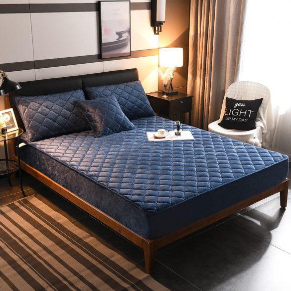 Crystal fleece padded bed cover - Image 6