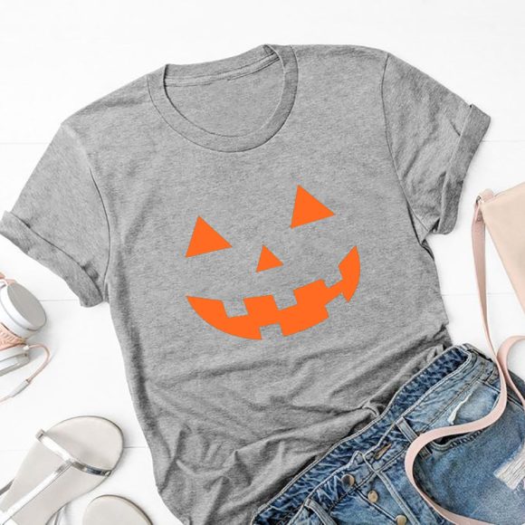 Halloween T-shirt - Image 8
