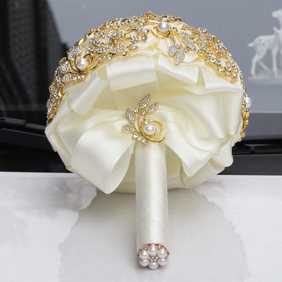 Golden Full Diamond Bridal Bouquet, Golden Rhinestones, European And American Style Handmade Burgundy Wedding Bouquet - Image 2