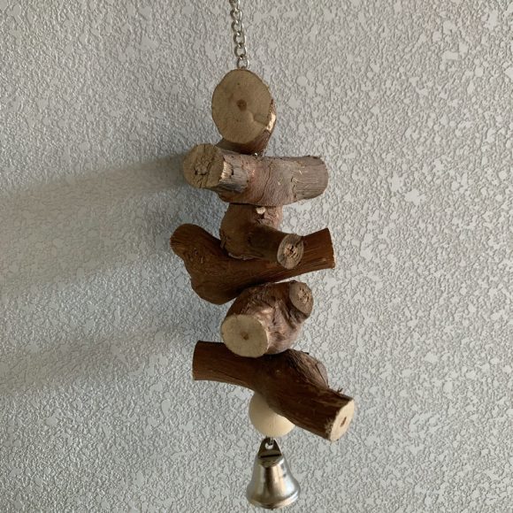 Parrot Vine Solid Wood Molar String With Bell - Image 3