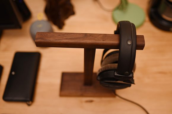 Black Walnut Headphone Holder Headphone Hanger - Image 2
