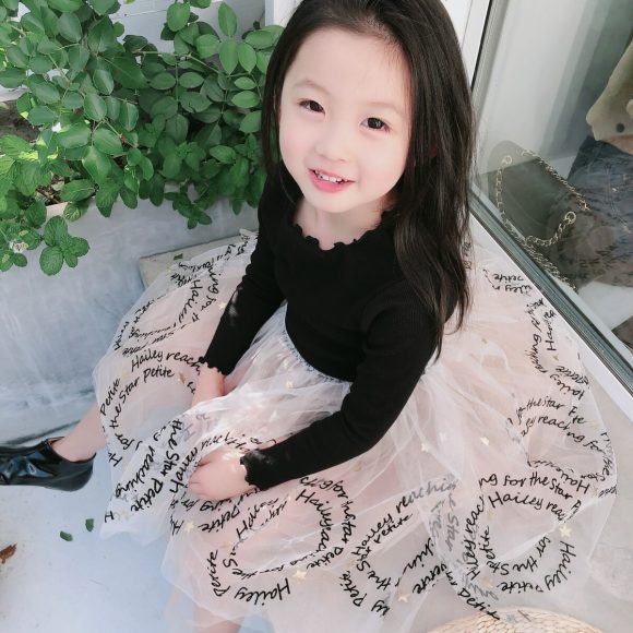 Girls' dresses - Image 4
