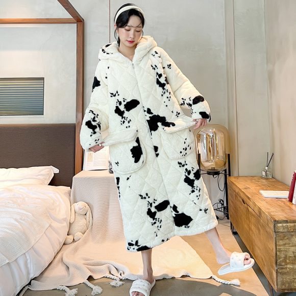 Winter Men's Quilted Cow Pajamas Thick Coral Fleece Bathrobe Homewear Nightgown - Image 10