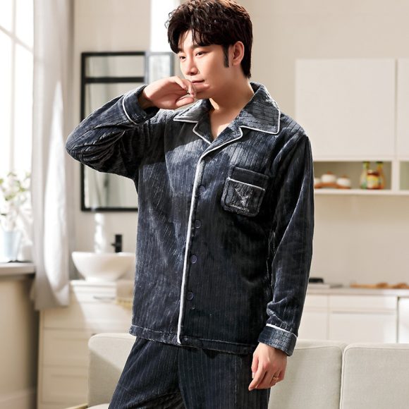 Autumn And Winter Flannel Men's Pajamas Men's Lapel Cardigan - Image 3