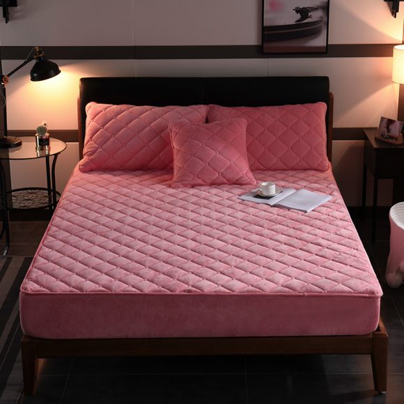 Crystal fleece padded bed cover - Image 5
