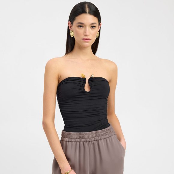 Solid Color Chest-wrapped Backless Pleated Agate T-shirt - Image 9