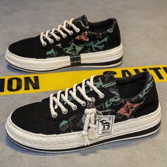 Casual And Lightweight Thin Cloth Shoes