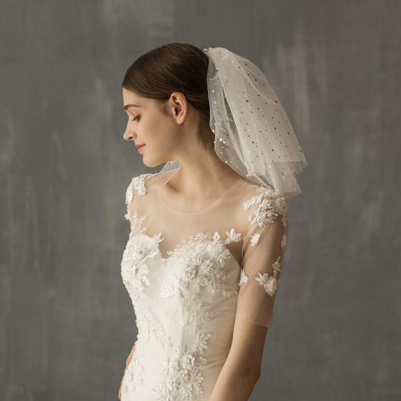 White Yarn Bridal Multi-layer Short Veil - Image 7