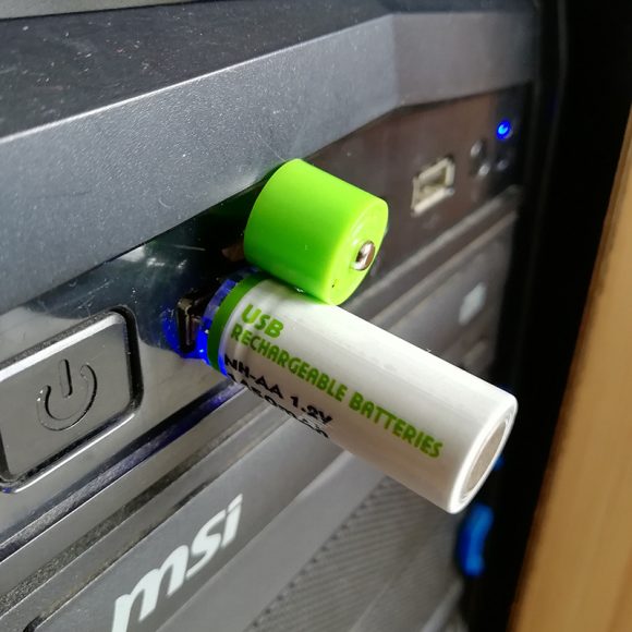 USB Battery 1.5V Rechargeable Battery - Image 3