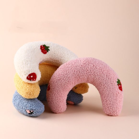 U-shaped Cat Toy Pillow To Protect Cervical Vertebra Pet Sleeping Pillow Soft Sounding Deep Sleep - Image 3