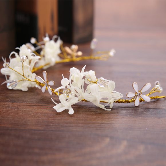 Handmade wreath headwear - Image 2