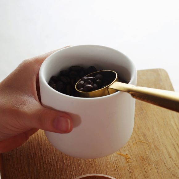 Kitchen ceramic wooden lid sealed storage jar - Image 9