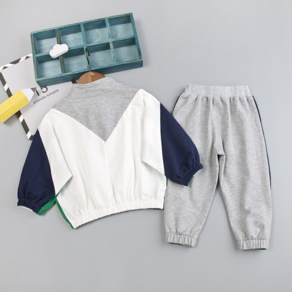 Boy sports wind suit - Image 10