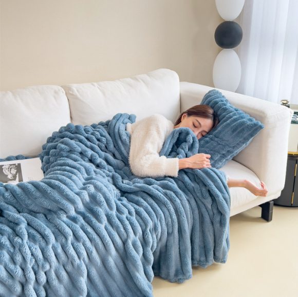 Soft Wind Bubble Velvet Blanket Warm Solid Rabbit Fur Blankets Double-sided Thickening Cover Throw Warm Fur Blanket - Image 3