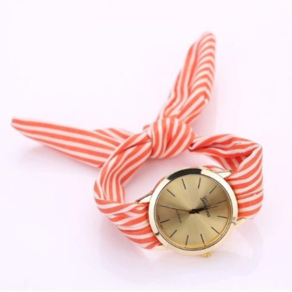 Trendy Fashion Personality Non-buckle Hand Tie Flower Band Watch - Image 4