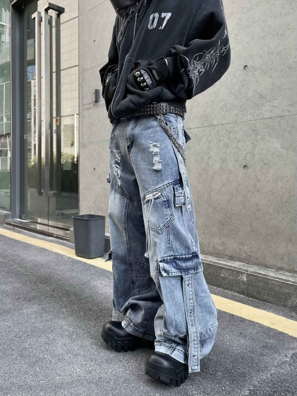 Heavy Industry Multi-pocket Ripped Ribbon Design Straight Jeans - Image 5