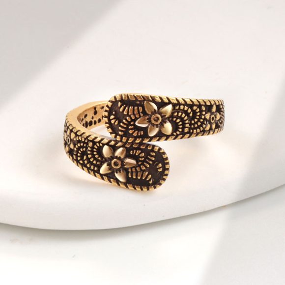 Niche Heavy Industry Design Ancient Golden Flower Irregular Open Ring - Image 4