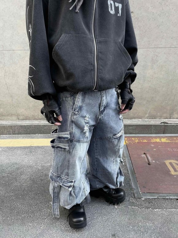 Heavy Industry Multi-pocket Ripped Ribbon Design Straight Jeans - Image 2