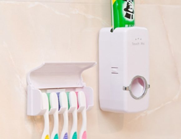 Bathroom Accessories Set - Image 3