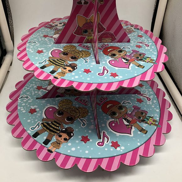 Cartoon doll birthday theme cake stand - Image 3