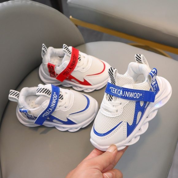 Children's Alphabet Webbing Mesh Breathable Kids Luminous Shoes Casual Sports Shoes - Image 4