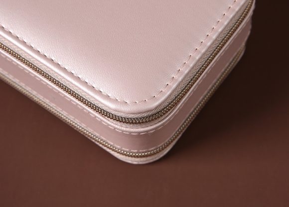 Portable travel jewelry box - Image 2