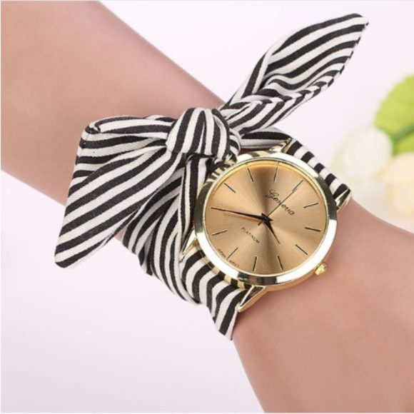 Trendy Fashion Personality Non-buckle Hand Tie Flower Band Watch - Image 6