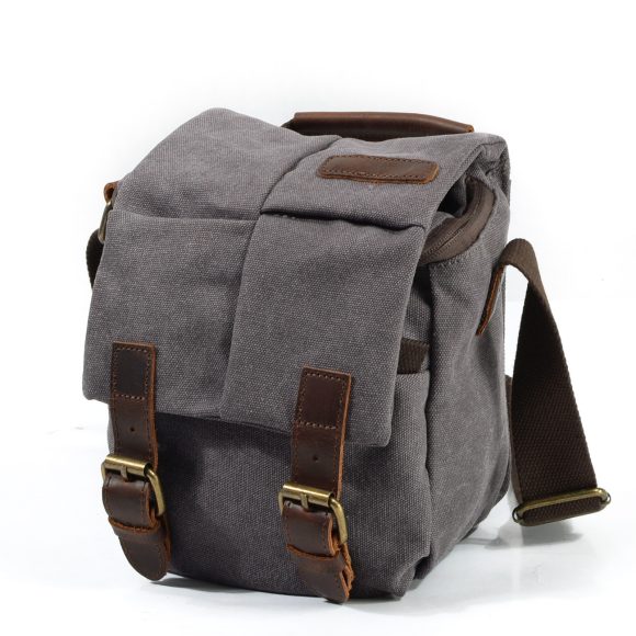 One-shoulder retro camera bag waterproof camera bag - Image 3