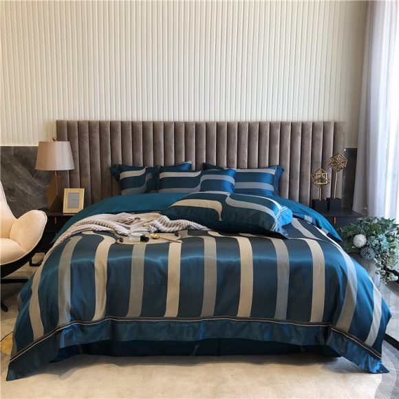 Pure Cotton Four-piece Light Luxury Simple Luxury Spring And Summer Duvet Cover - Image 4