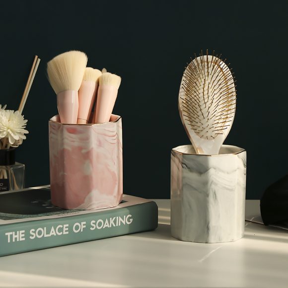 Marble comb storage tube - Image 2