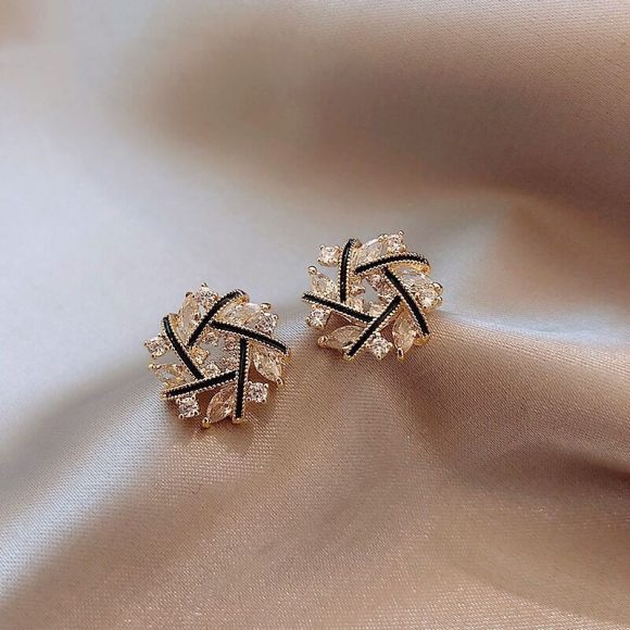 Temperament Net Red Earrings Female Earrings 925 Silver Needle - Image 4