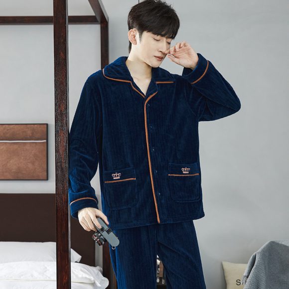 Autumn And Winter Flannel Men's Pajamas Men's Lapel Cardigan - Image 5