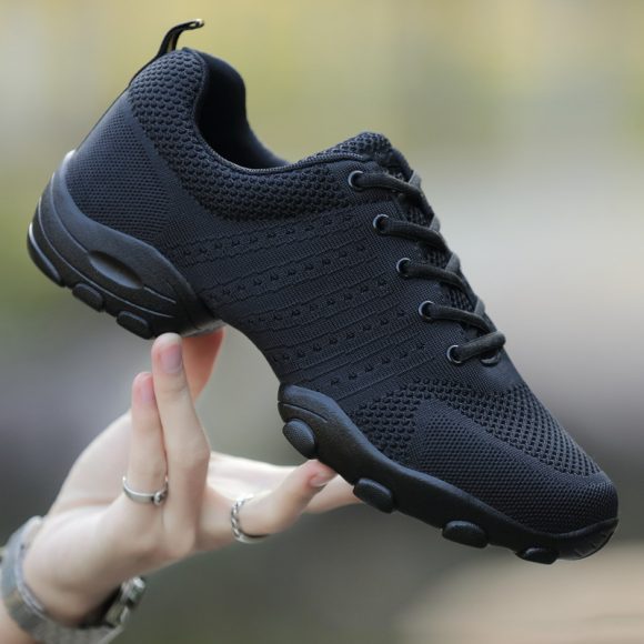 Men's Soft Sole Lightweight Mesh Sports Shoes - Image 9