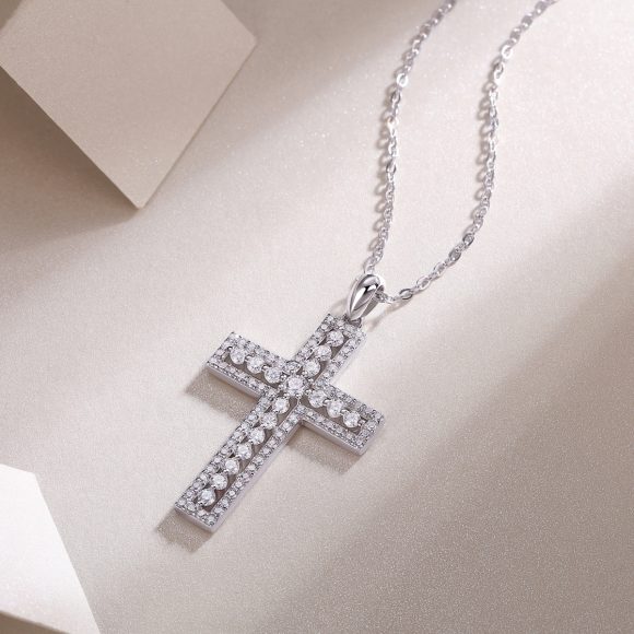 Shelter Luxury Fashion Diamond Pendant Necklace Set With Mosan Diamond Silver Ornaments - Image 4