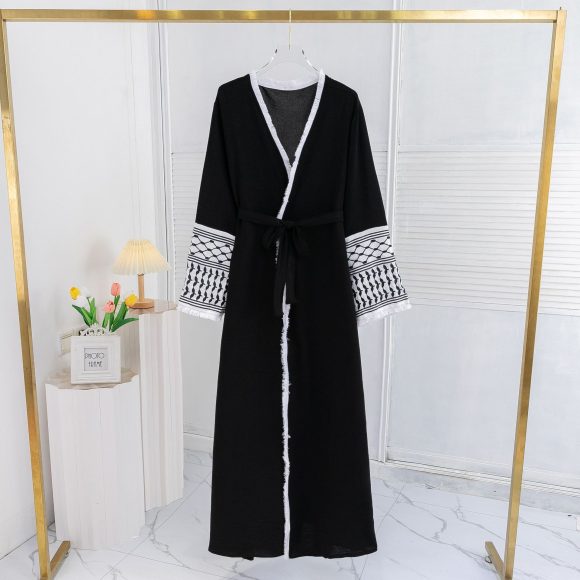 Elegant Cardigan Embroidered Muslim Dress Women's Robe - Image 5