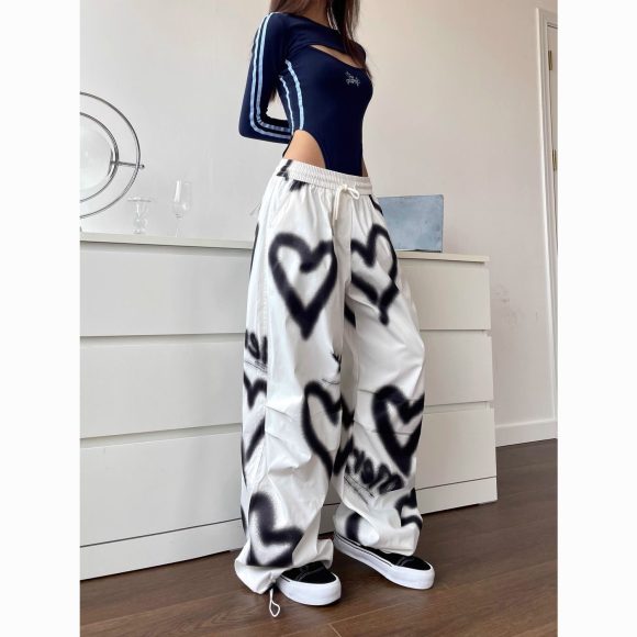 Hip Hop Heart Graffiti Elastic Waist Drawstring Wide Leg Pants - Image 6