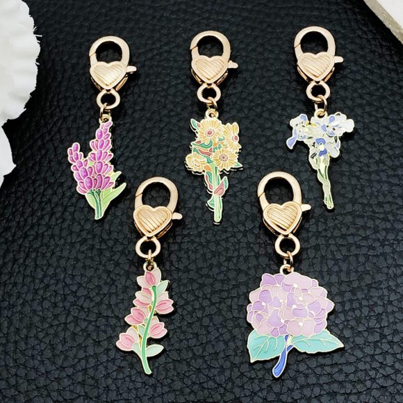 5 Oil Dripping Simulation Sunflower Carnation Bouquet Keychain