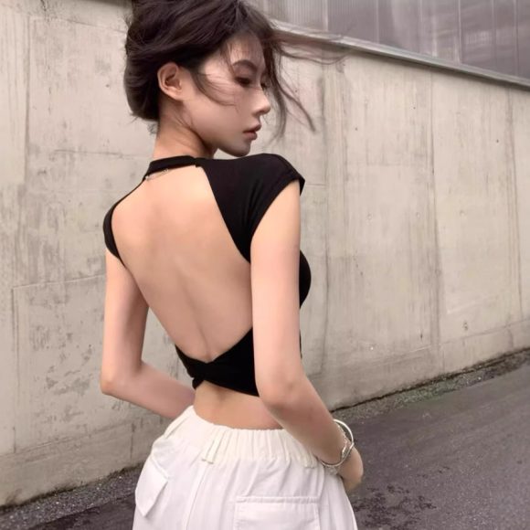 Cross Hollow Back Short-sleeved T-shirt For Women - Image 4