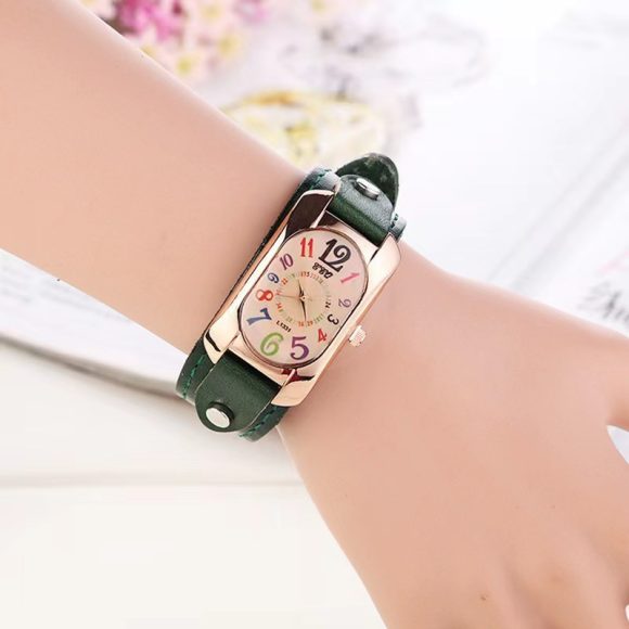 Trendy Vintage Genuine Leather Men's Watch - Image 9