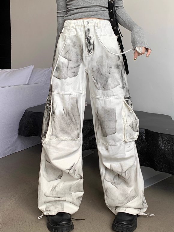 American High Street Distressed Color Cargo Jeans - Image 3