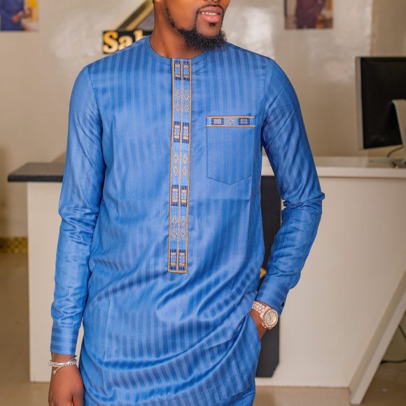 Men's Traditional Top And Pants Suit Style - Image 5