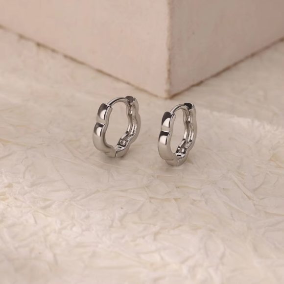Simple Love Heart Earrings Ear Ring Women's New Trendy Arc Earrings - Image 7
