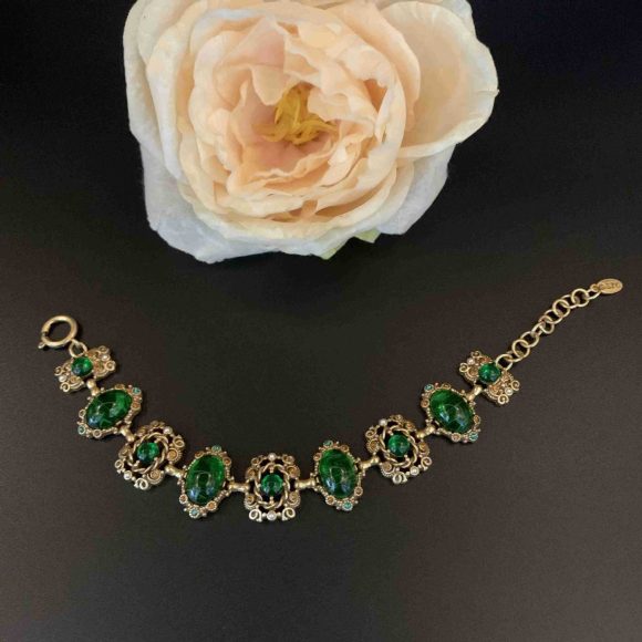 Glass Hollow Jeweled Necklace Bracelet Earring Set - Image 10