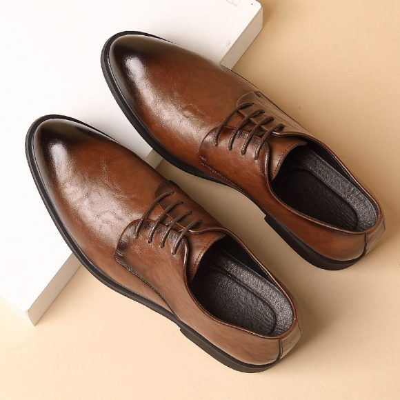 Hong Kong Style Retro Scratch Pattern Formal Business Leather Shoes - Image 4